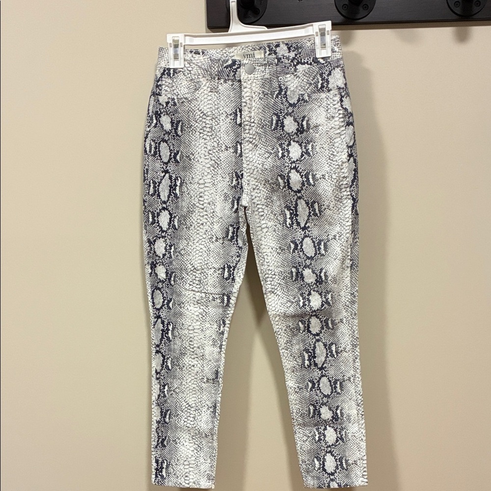 YMI Jeans size 7